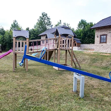 Etno Selo Kumovi Konaci Lodge